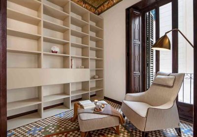 Exclusive old building flat downtown Palma de Mallorca.