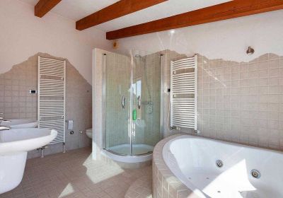 Einzigartige Villa an der Südwestküste Mallorcas mit einem großzügigen Grundstück.