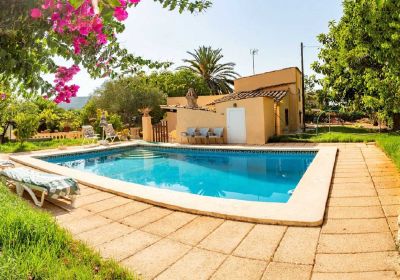 Beautiful finca in quite location.