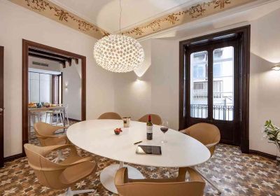 Exclusive old building flat downtown Palma de Mallorca.