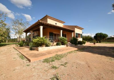 Charming finca in quite prime location near Palma de Mallorca.